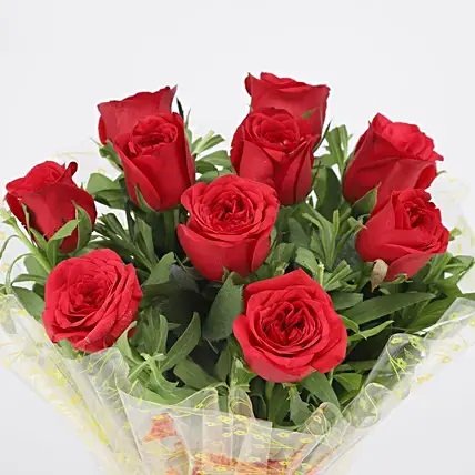 Bunch Of Ten Red Roses